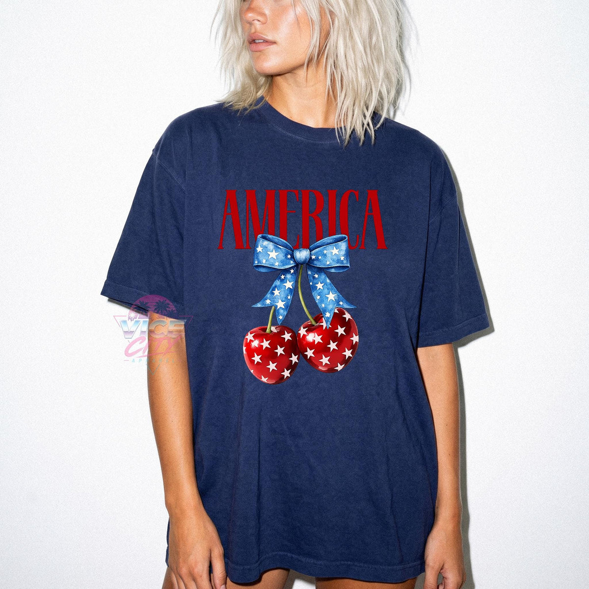 Retro American 4th of July T-shirt, oversized preppy USA T-shirt, aesthetic and comfortable patriotic colors, adorable summer fashion