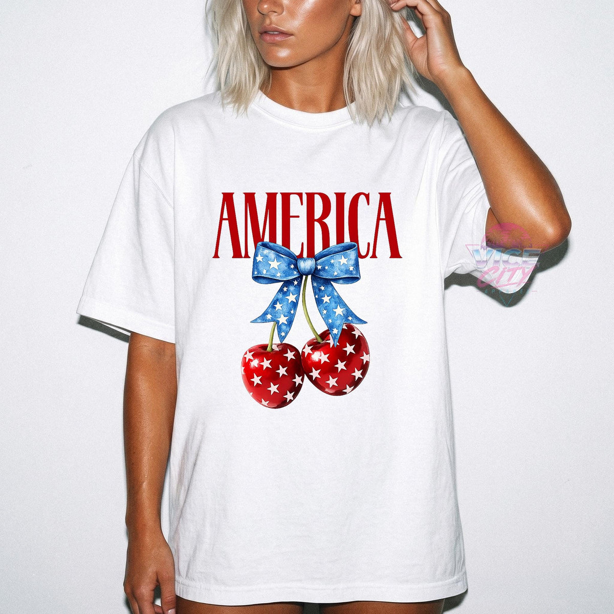Retro American 4th of July T-shirt, oversized preppy USA T-shirt, aesthetic and comfortable patriotic colors, adorable summer fashion