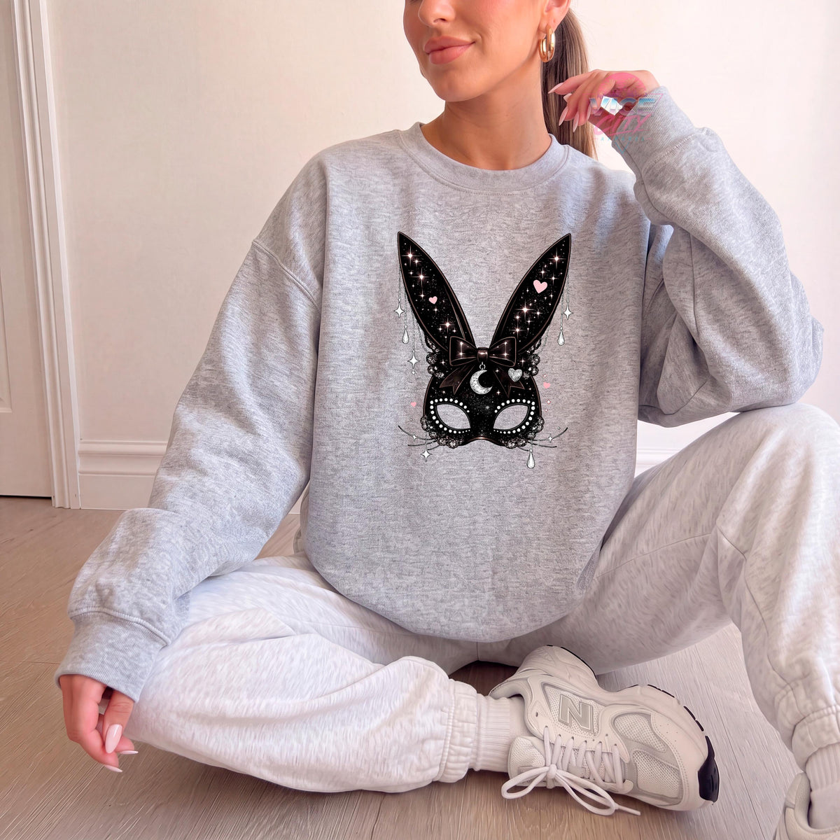 Unisex Sweatshirt with retro Ariana character