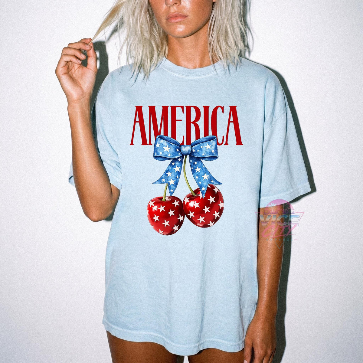 Retro American 4th of July T-shirt, oversized preppy USA T-shirt, aesthetic and comfortable patriotic colors, adorable summer fashion