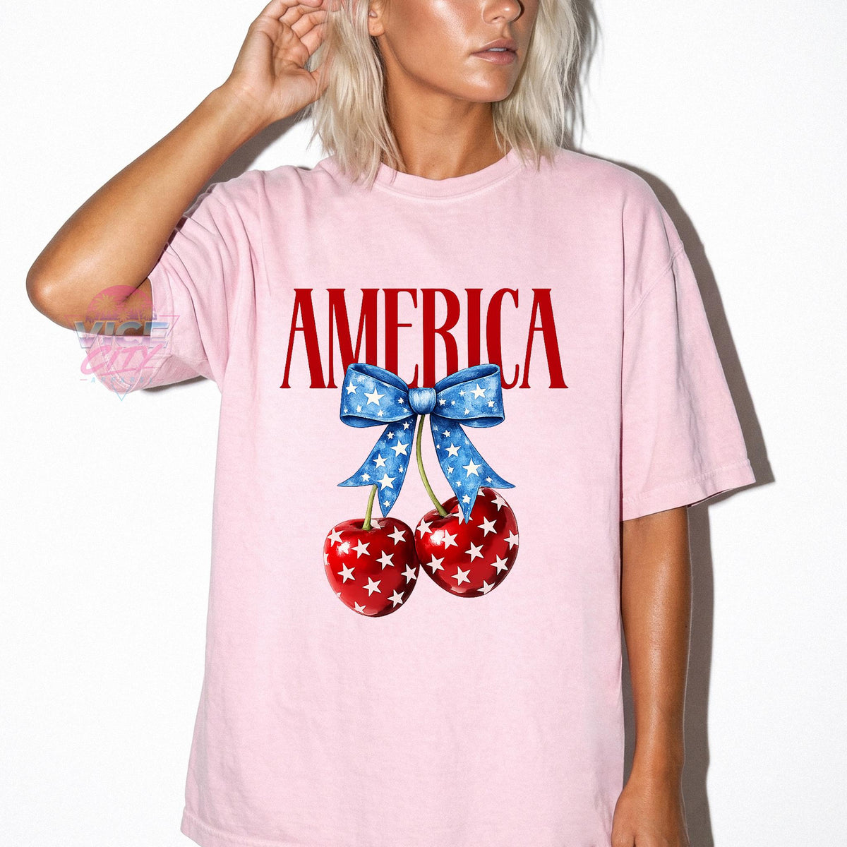 Retro American 4th of July T-shirt, oversized preppy USA T-shirt, aesthetic and comfortable patriotic colors, adorable summer fashion