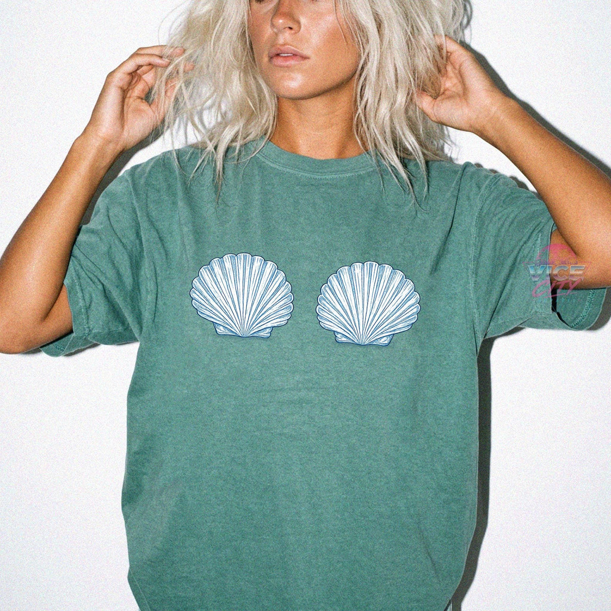 Shell Shirt, Beach Shirt, Women's Summer Shirt, Gift for Ocean Lovers, Shell Shirt, Cute Vacation Shirt, Travel Shirt