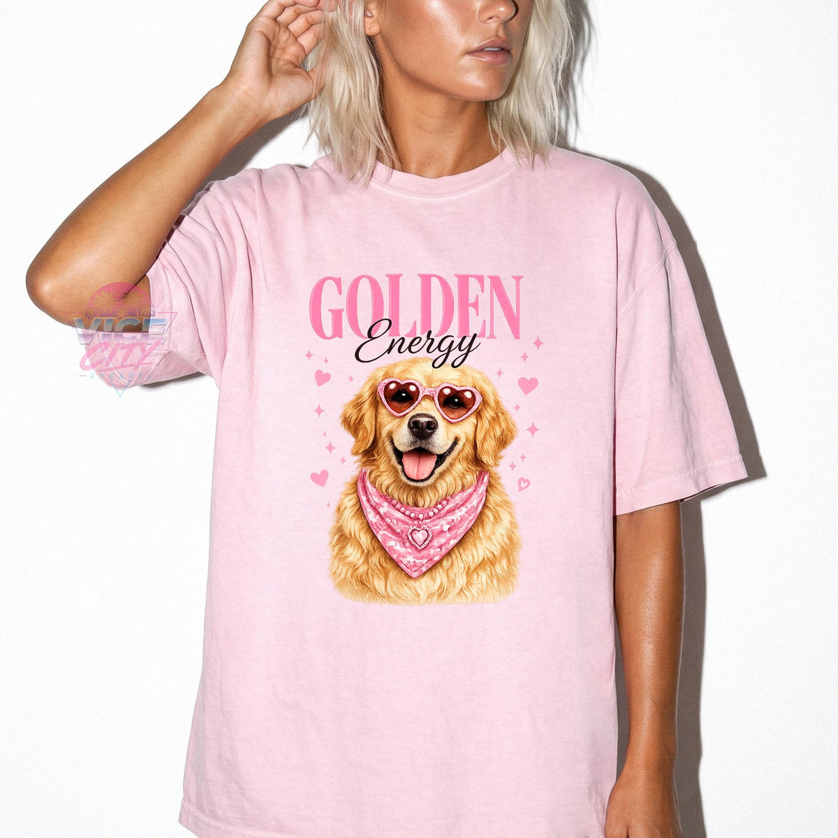 Golden Mom Club T-Shirt