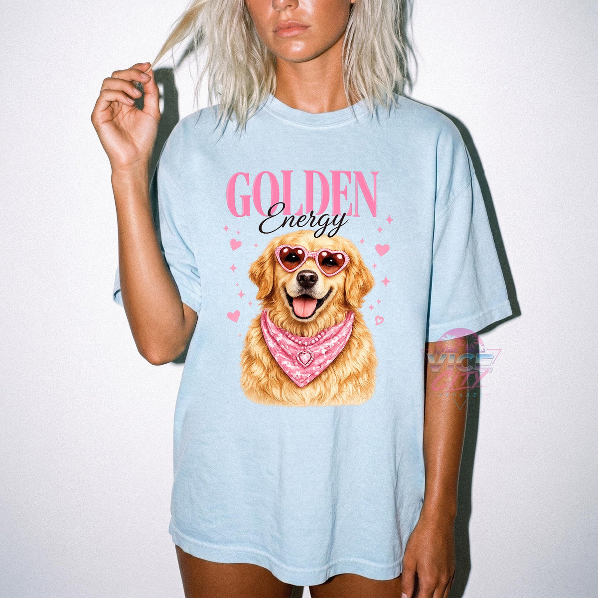 Golden Mom Club T-Shirt
