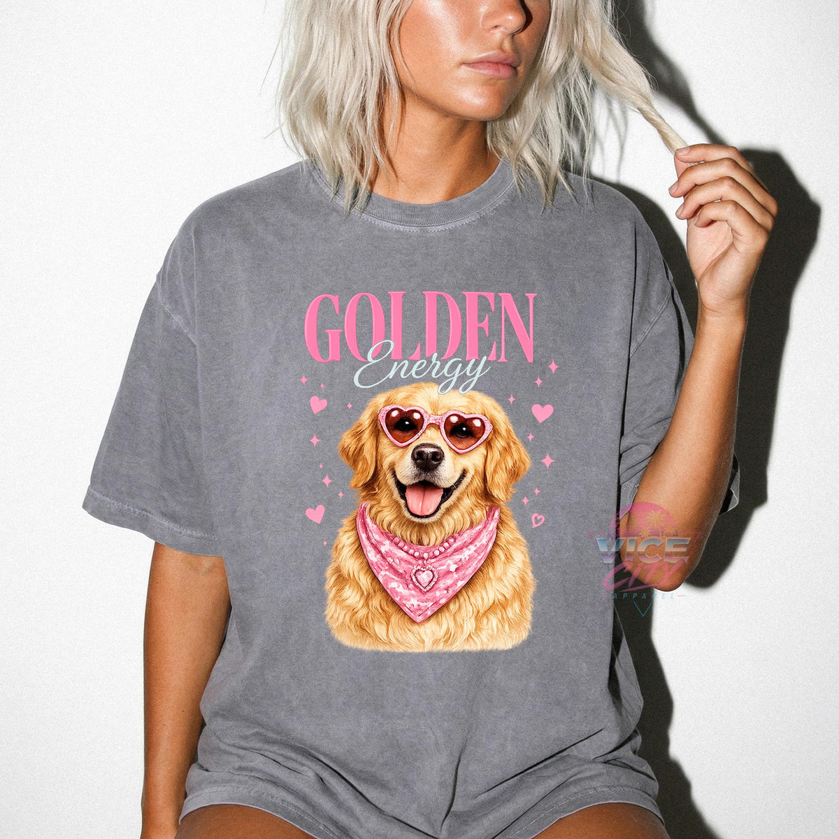 Golden Mom Club T-Shirt