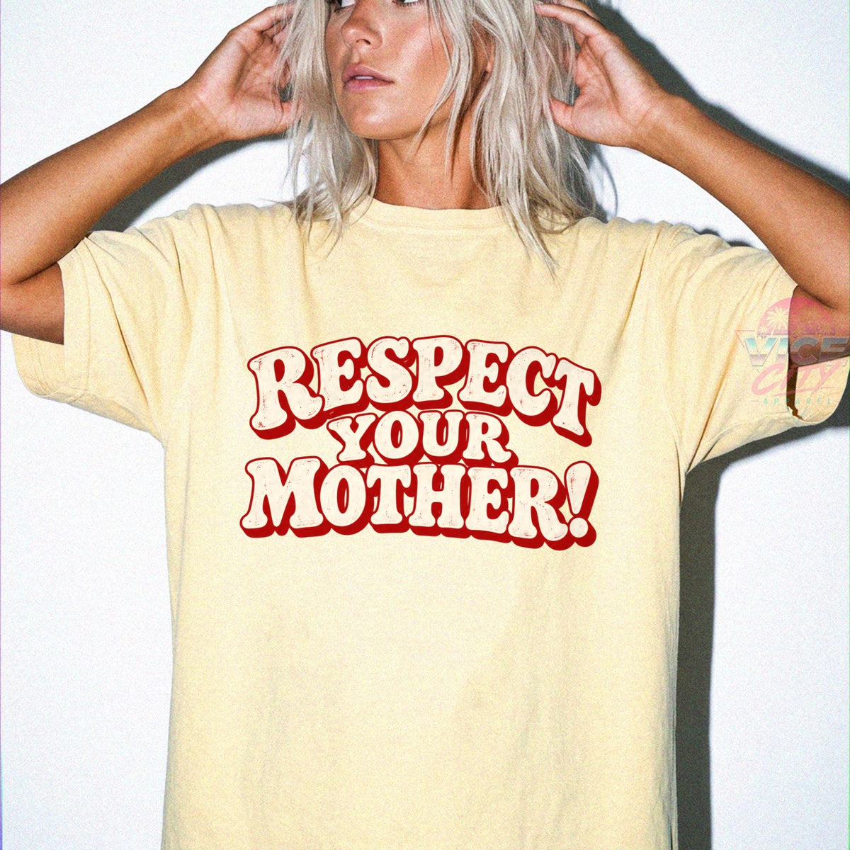 Respect Your Mother T-Shirt, Romantic Retro T-Shirt with Comforting Colors for Mom, Christmas Gift