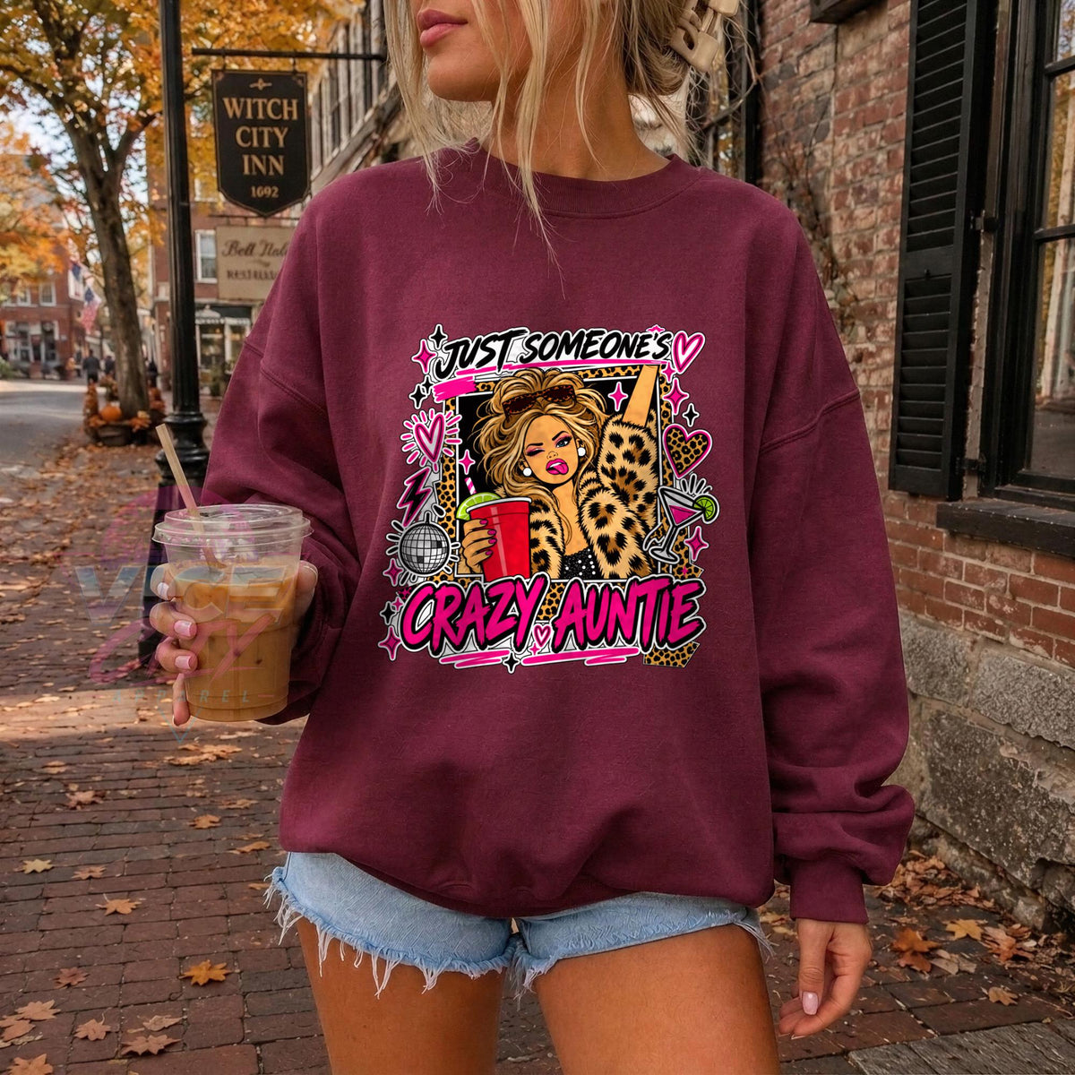 Just Someone's Crazy Auntie Sweatshirt, Funny Aunt Crewneck, Leopard Print Auntie Sweater, Retro Party Aunt Shirt, Cool Aunt Gift for Her