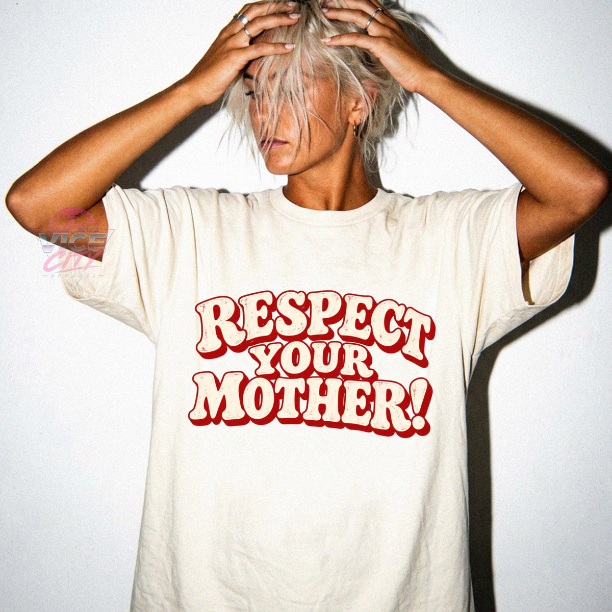 Respect Your Mother T-Shirt, Romantic Retro T-Shirt with Comforting Colors for Mom, Christmas Gift