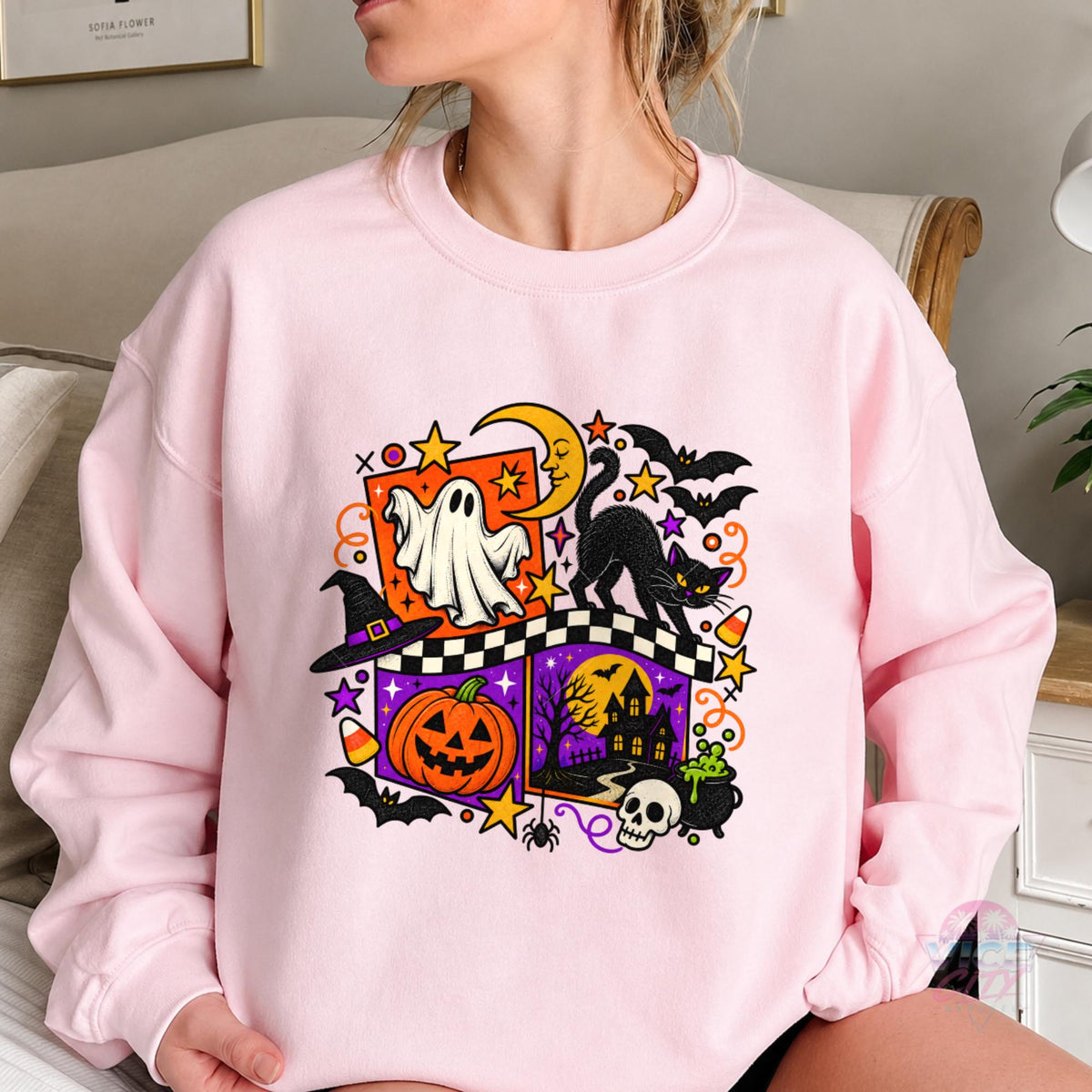 Retro Halloween Sweatshirt, Ghost Black Cat Pumpkin Crewneck, Checkered Spooky Season Sweater, Haunted House Witch Fall Shirt for Women