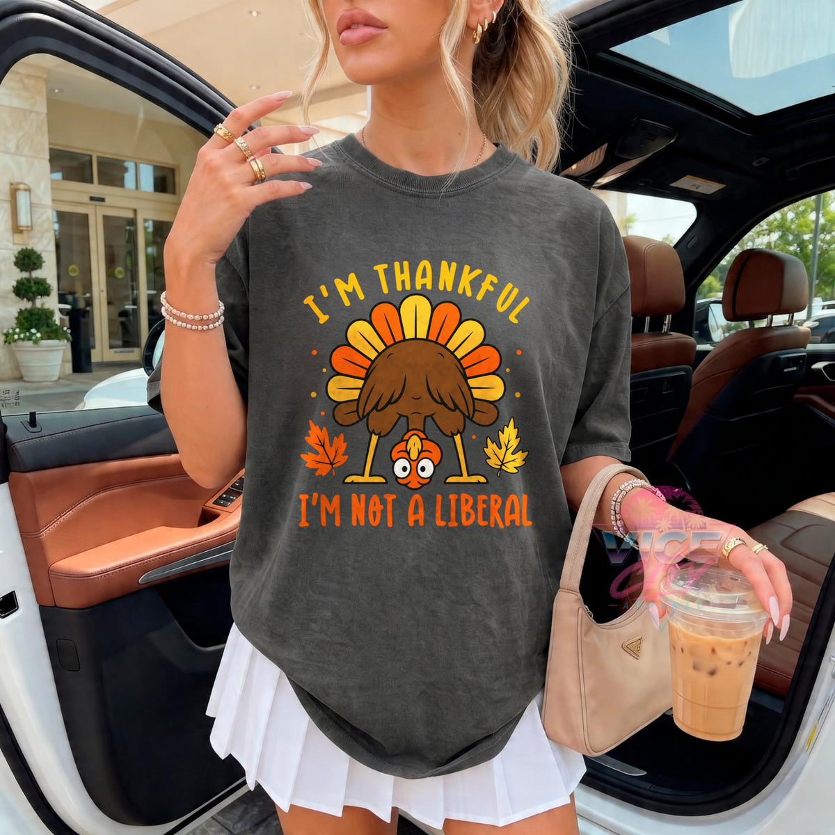 I'm Thankful I'm Not a Liberal Shirt, Funny Thanksgiving Turkey Tee, Comfort Colors Conservative T-Shirt, Republican Gift, Fall Graphic Tee
