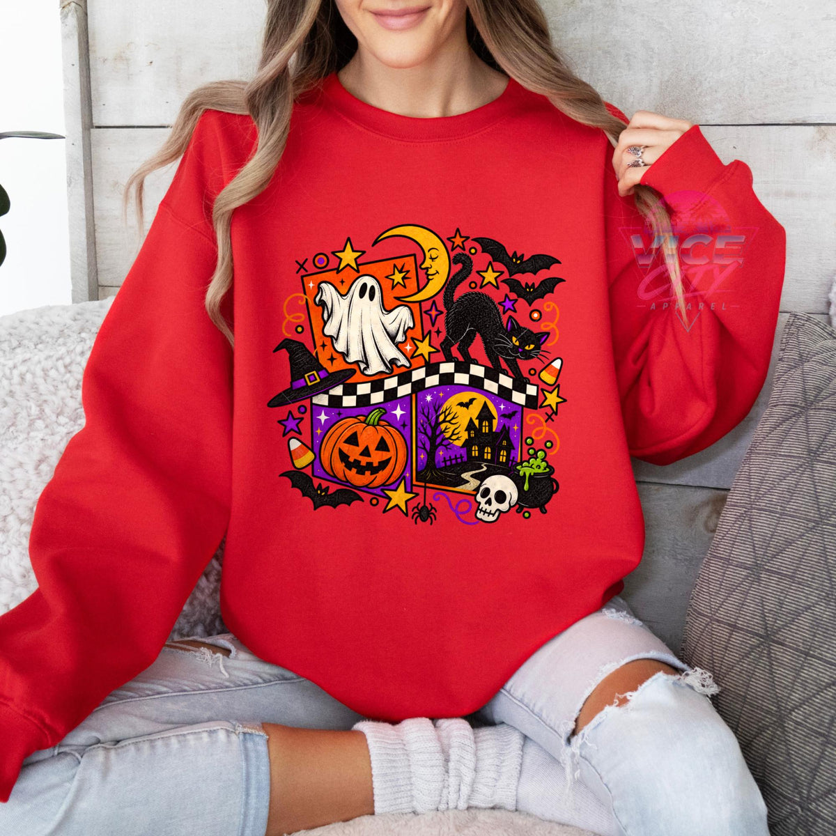 Retro Halloween Sweatshirt, Ghost Black Cat Pumpkin Crewneck, Checkered Spooky Season Sweater, Haunted House Witch Fall Shirt for Women