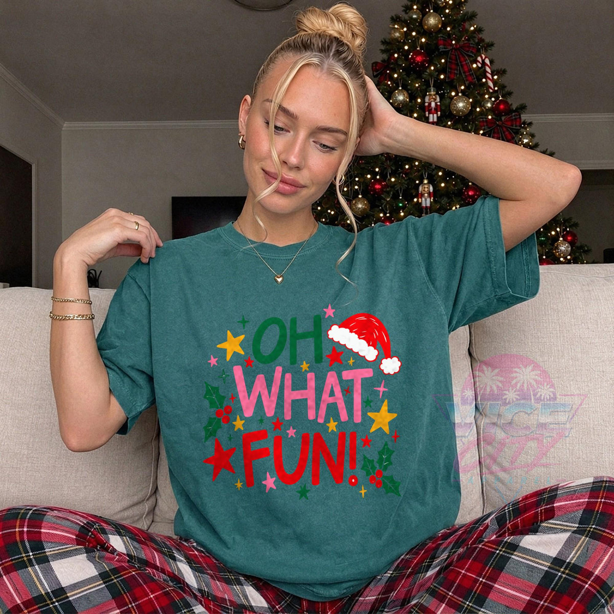 Oh What Fun Christmas Shirt, Comfort Colors Santa Hat Tee, Cute Holiday T-Shirt for Women, Retro Xmas Party Tee, Christmas Gift for Her