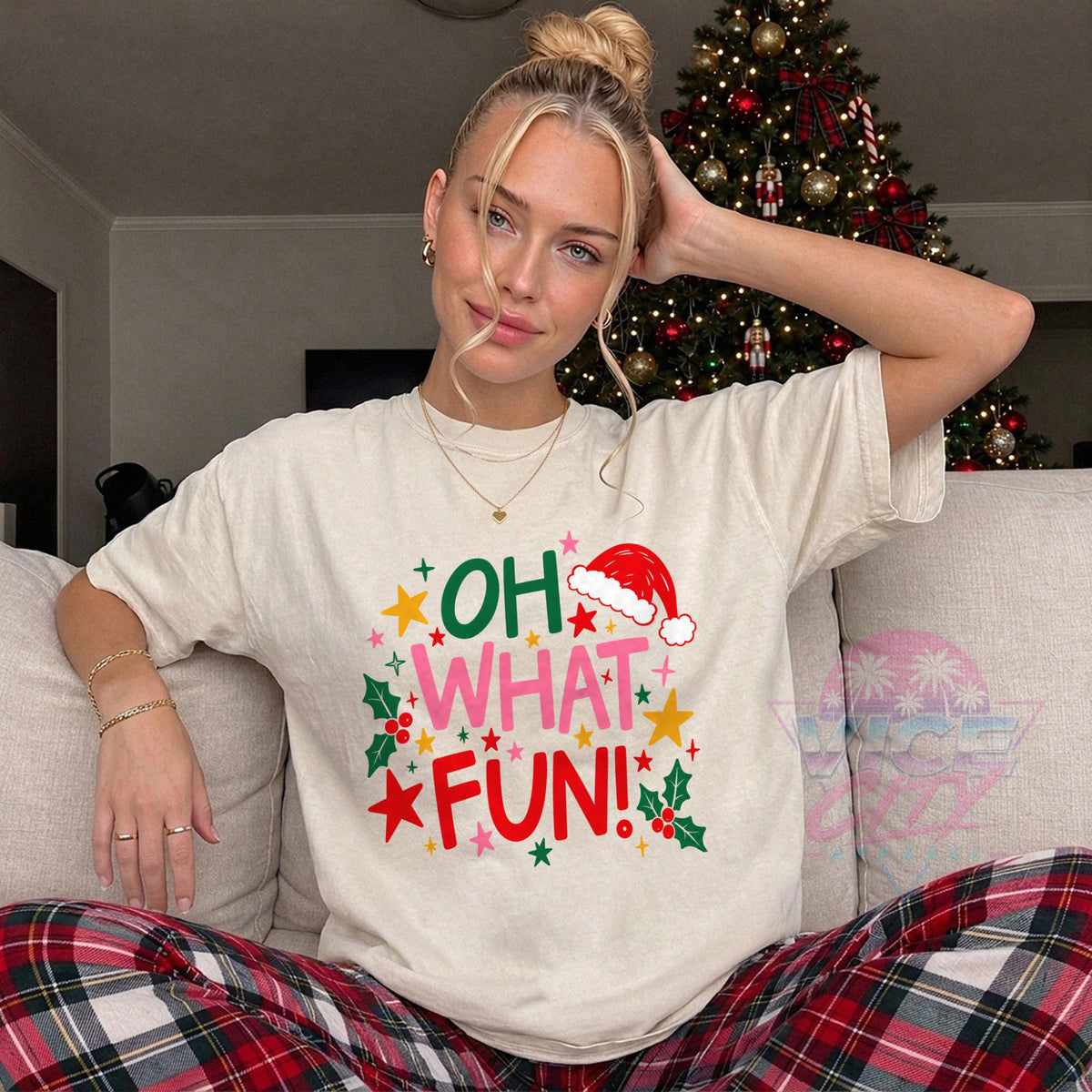 Oh What Fun Christmas Shirt, Comfort Colors Santa Hat Tee, Cute Holiday T-Shirt for Women, Retro Xmas Party Tee, Christmas Gift for Her
