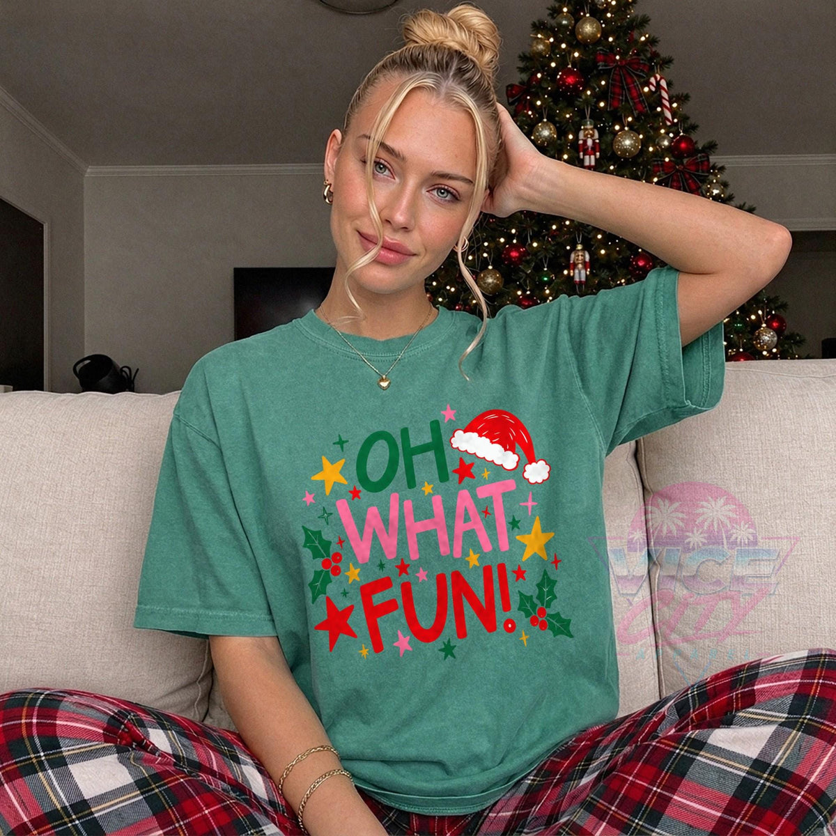 Oh What Fun Christmas Shirt, Comfort Colors Santa Hat Tee, Cute Holiday T-Shirt for Women, Retro Xmas Party Tee, Christmas Gift for Her
